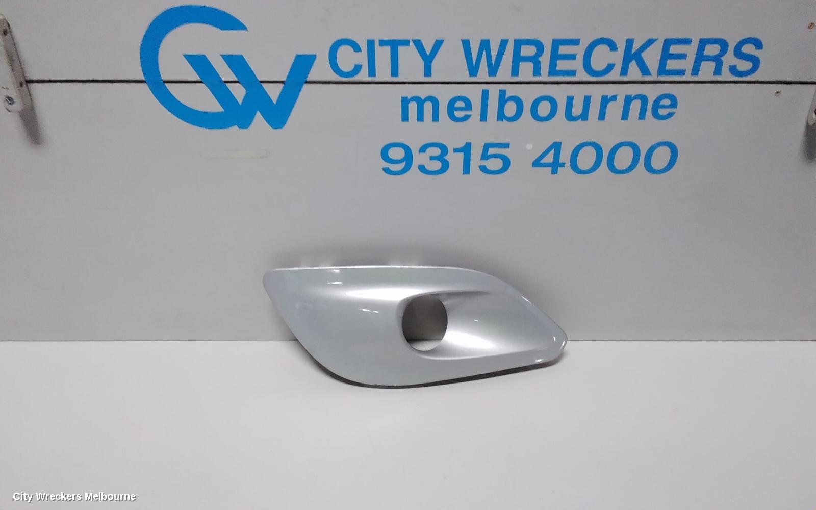 PEUGEOT 308 RIGHT INDICATOR/FOG/SIDE, BUMPER FOGLAMP, T9, ACTIVE/ALLURE, 10/2014 - 01/2021 - Image 1