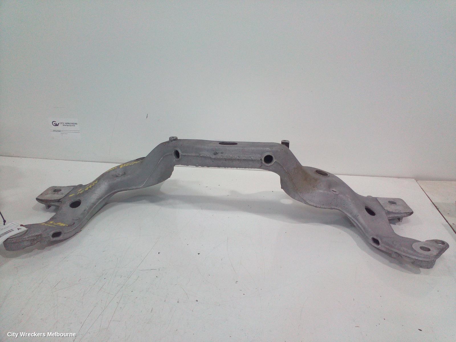 PORSCHE CAYENNE ENGINE COVER, PETROL, 4.5, 9PA, TWIN TURBO, 06/2003 - 12/2006 - Image 3