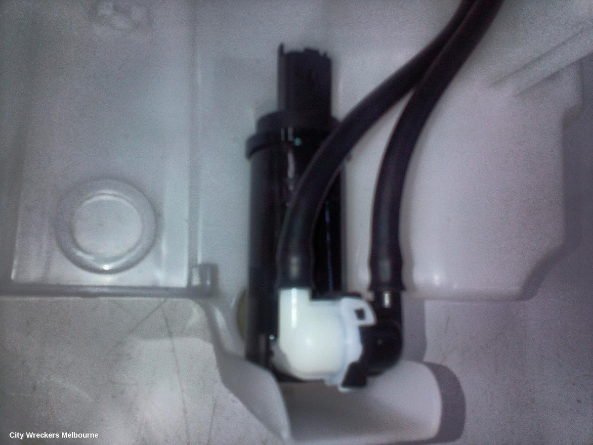 MITSUBISHI OUTLANDER WASHER BOTTLE, ZM, 08/2021 ONWARDS - Image 3