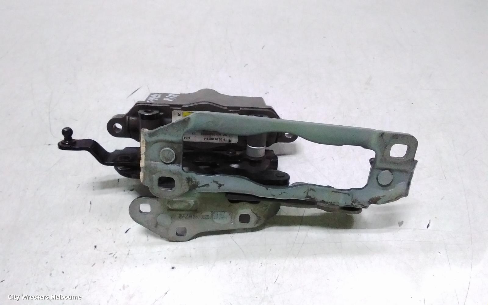 MERCEDES E CLASS BONNET HINGE/STRUT, RH BONNET ACTUATOR, P/N A2129066301, W212/S212, 07/2009 - 05/2013 - Image 2