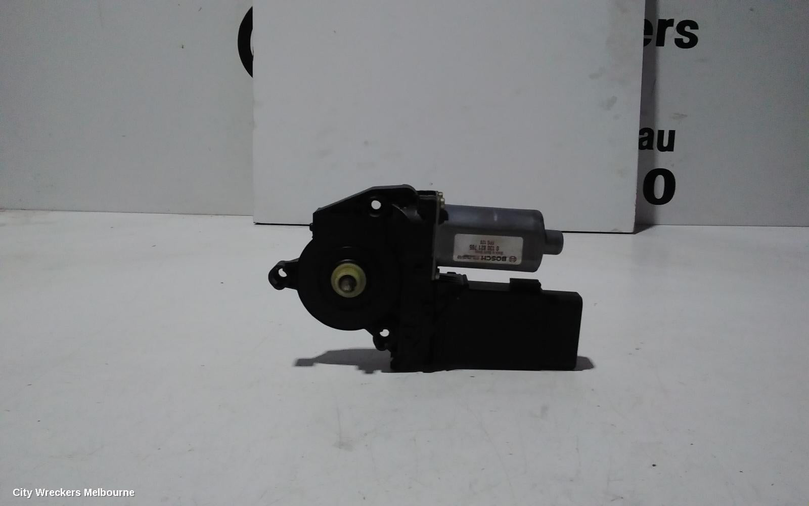 VOLKSWAGEN GOLF LEFT FRONT WINDOW REG/MOTOR, 5DR HATCH POWER - MOTOR ONLY 09/1998 - 04/2004 - Image 3