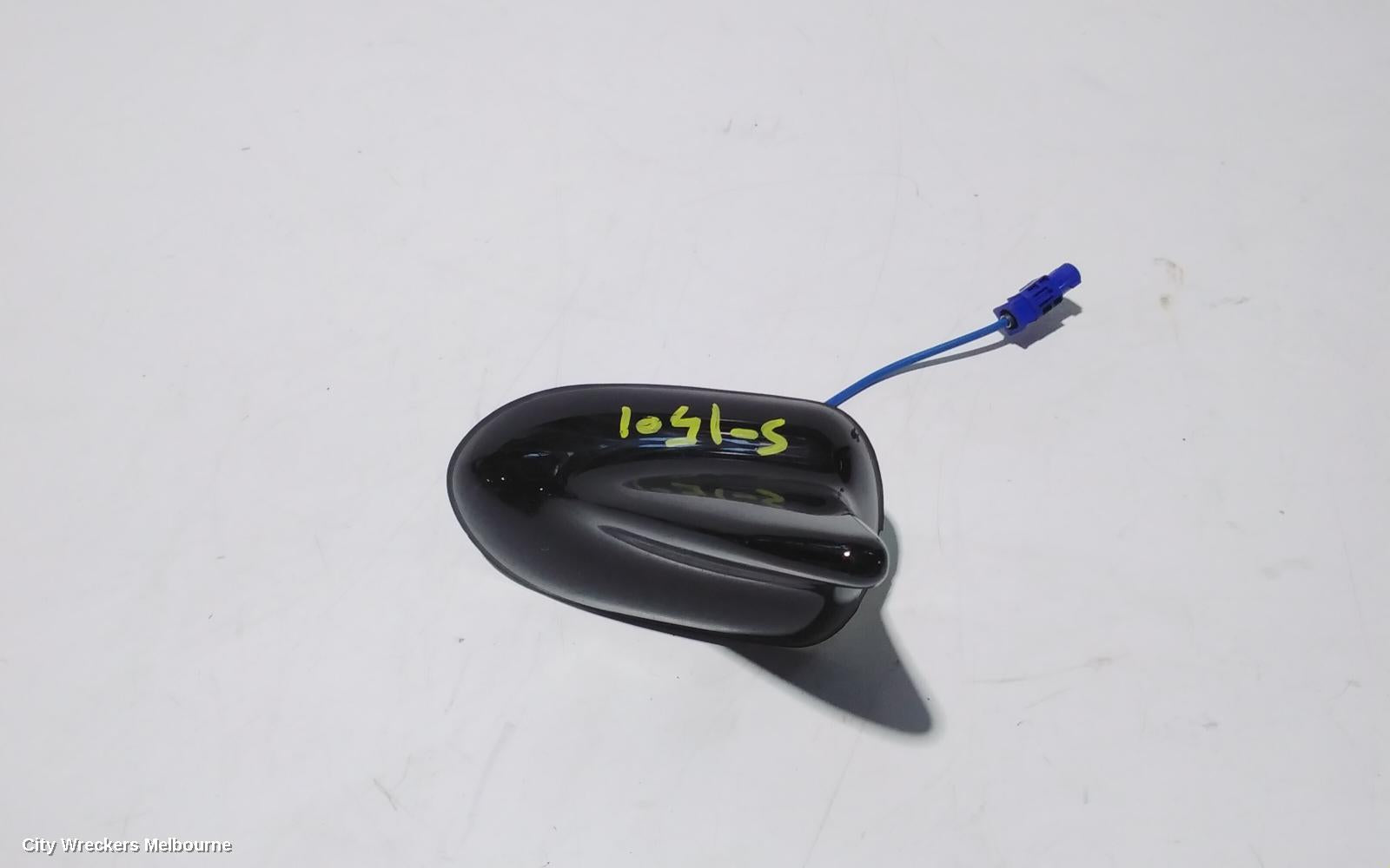 HOLDEN ASTRA ANTENNA, BK-BL, 09/2016 - 12/2020 - Image 1