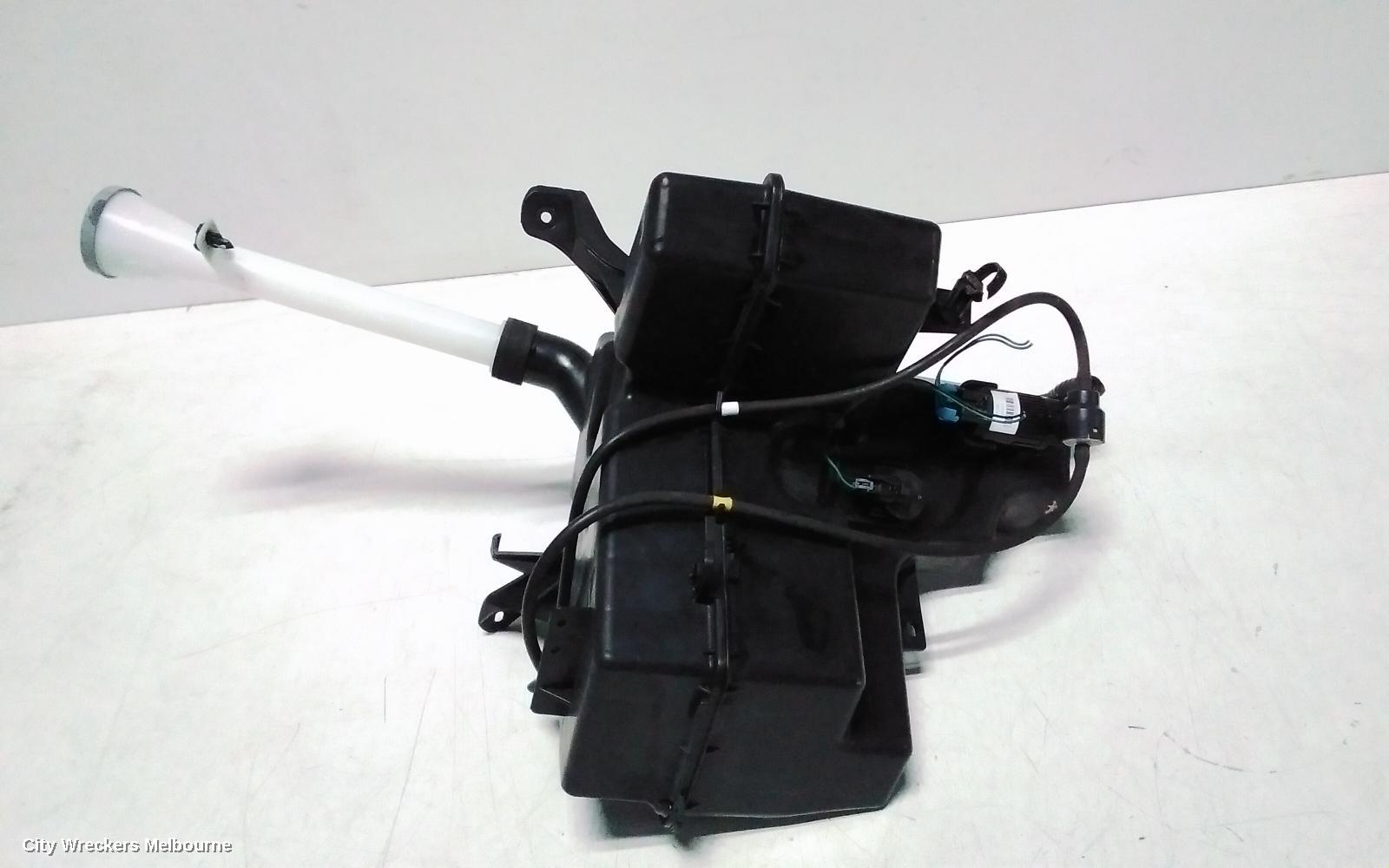 NISSAN PATHFINDER WASHER BOTTLE, R52, 06/2013 - 04/2021 - Image 1