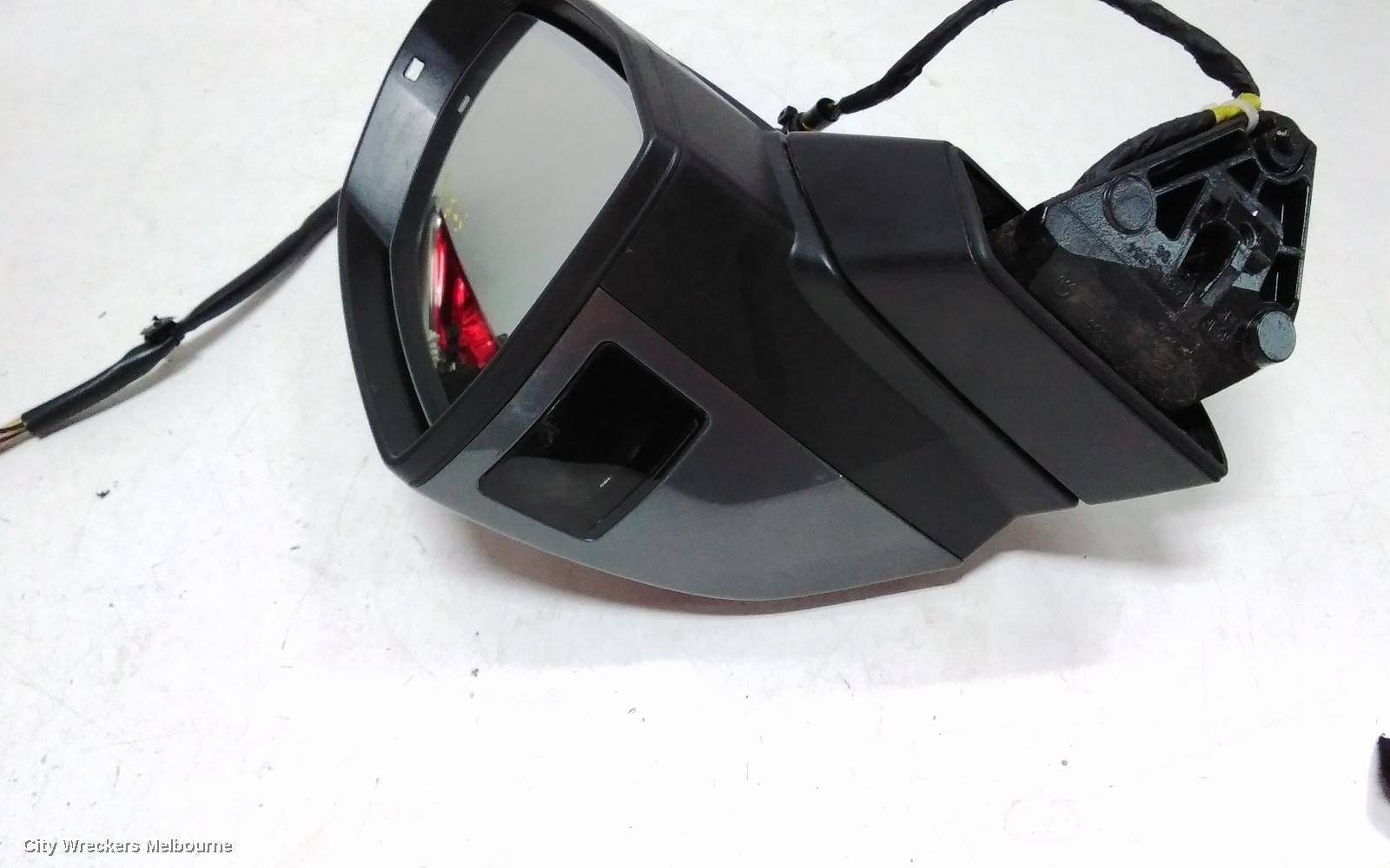 AUDI Q7 RIGHT DOOR MIRROR, 4M, POWER FOLD, W/ LANE ASSIST, NON CAMERA TYPE, 09/2015 - 03/2020 - Image 3