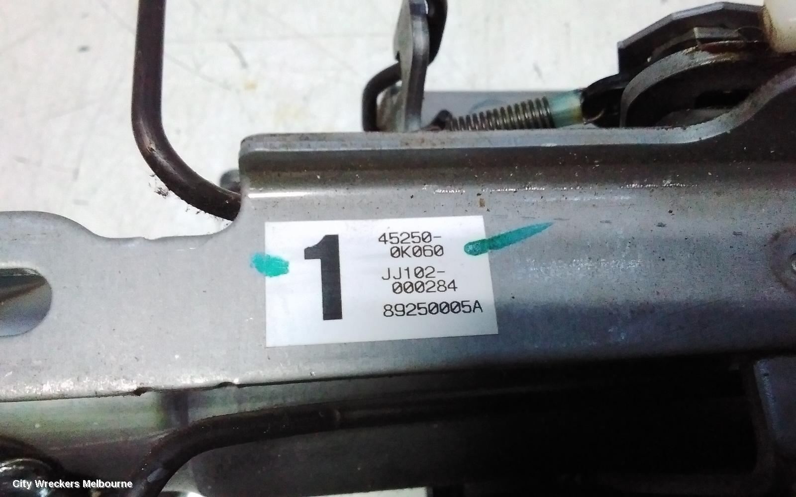 TOYOTA HILUX STEERING COLUMN, NON SR5, KEY START TYPE, 06/2015 ONWARDS - Image 3