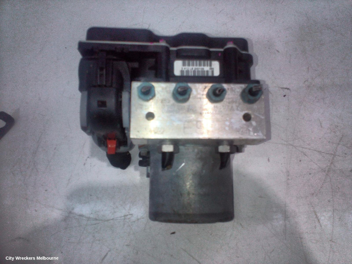 AUDI A6 ABS PUMP/MODULATOR, 4F/C6, P/N 4F0614517AT, 11/2004 - 07/2011 - Image 3