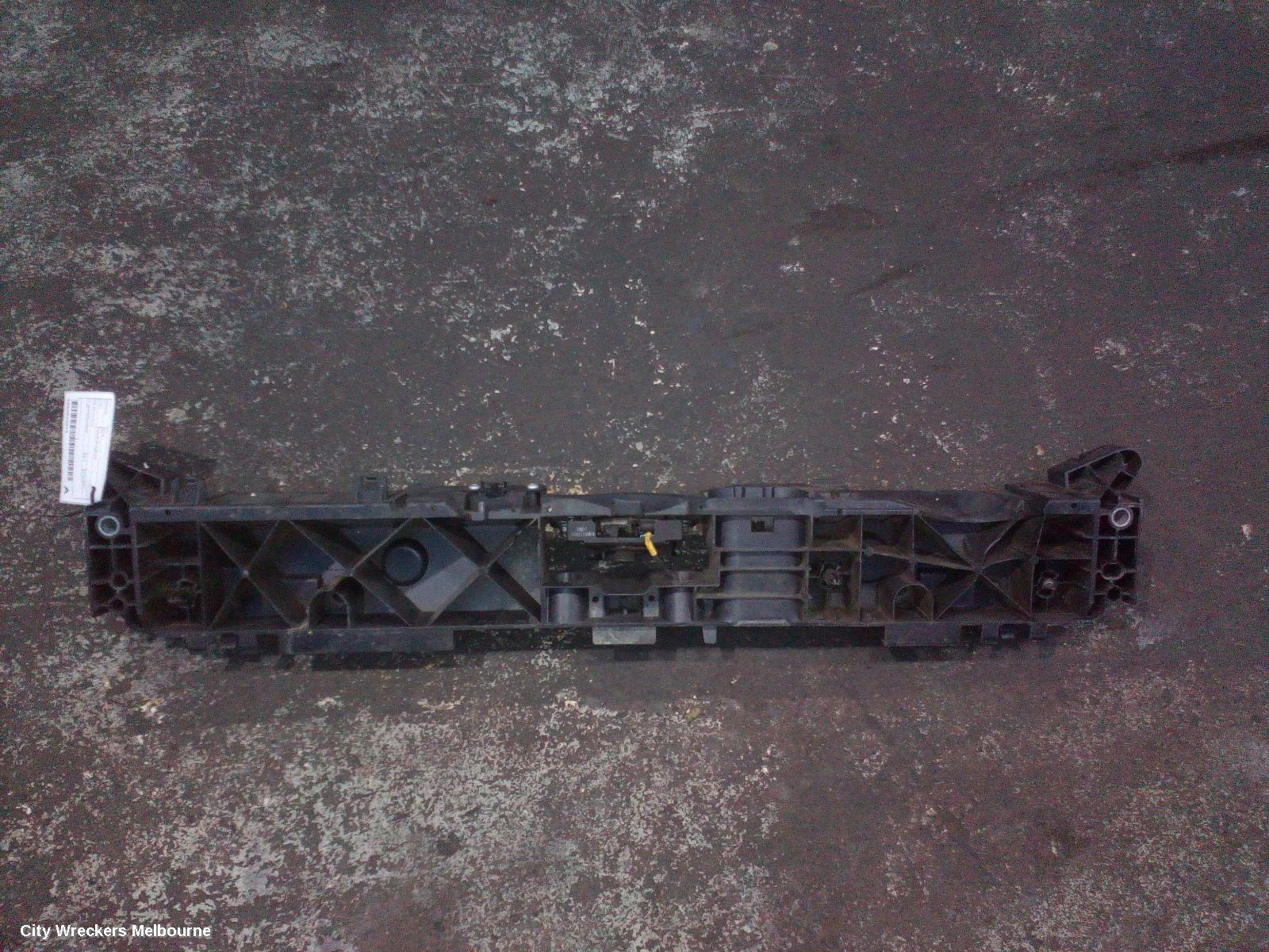 RENAULT CLIO RADIATOR SUPPORT, X98, 09/2013 - 10/2019 - Image 3