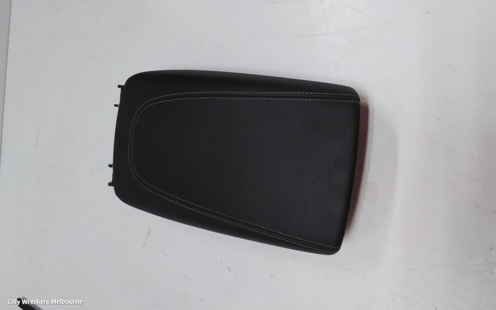 HOLDEN COMMODORE CONSOLE, CONSOLE LID ONLY, CLOTH, LT, BZ, 10/2017 - 12/2020 - Image 1