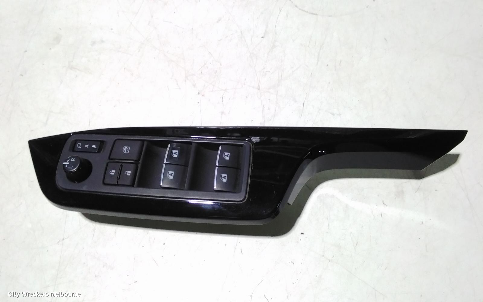 TOYOTA C-HR PWR DR WIND SWITCH, RH FRONT (MASTER SWITCH), AUTO TYPE, GEN 1, 12/2016 - 09/2023 - Image 2