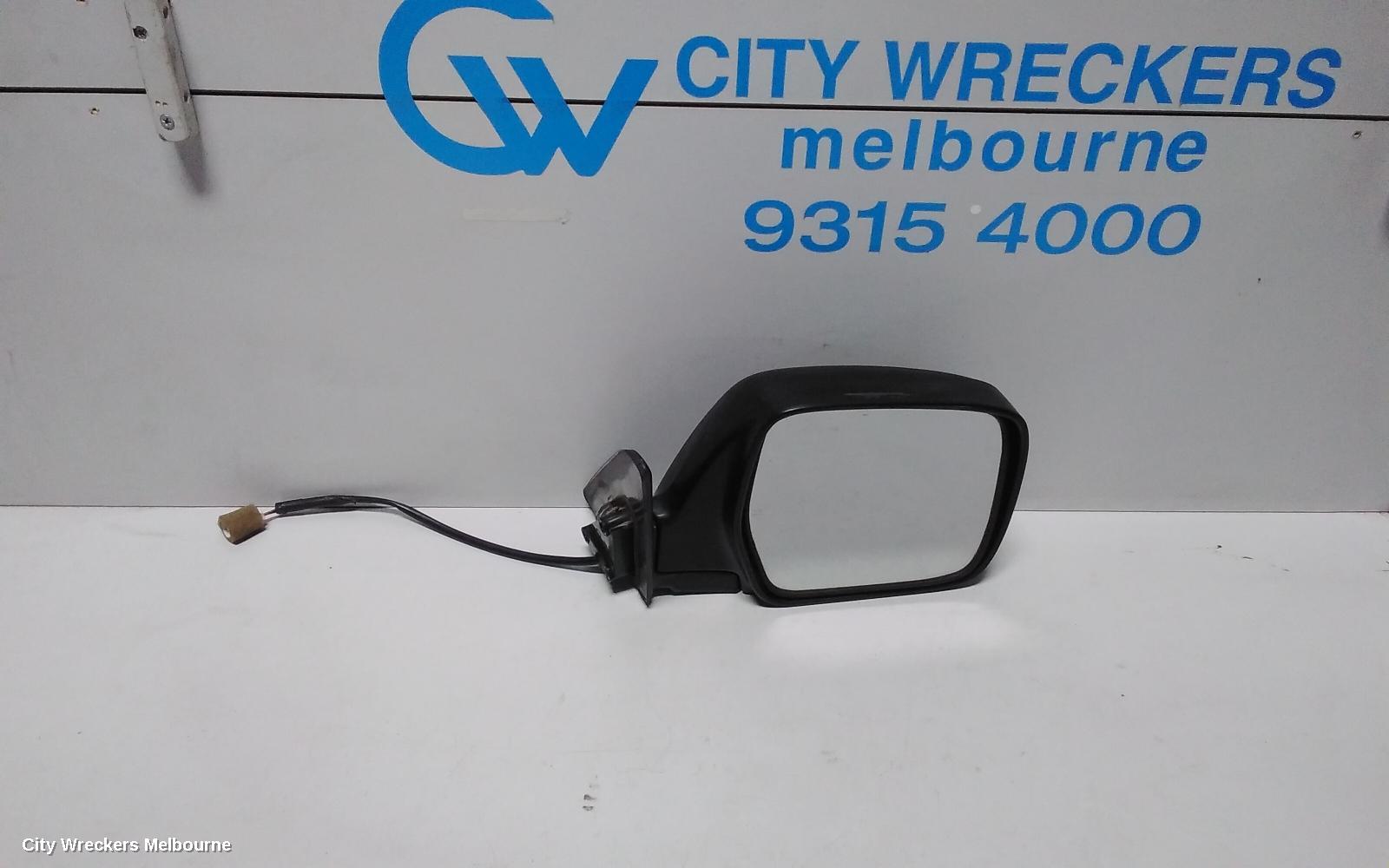 TOYOTA LANDCRUISER RIGHT DOOR MIRROR, 80 SERIES, POWER, 05/1990 - 03/1998 - Image 1
