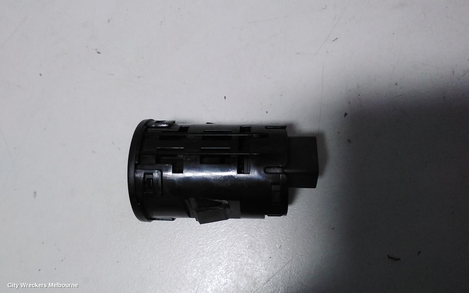 MAZDA CX3, DK, 03/2015 ONWARDS, START STOP  BUTTON: 69622 - Image 3