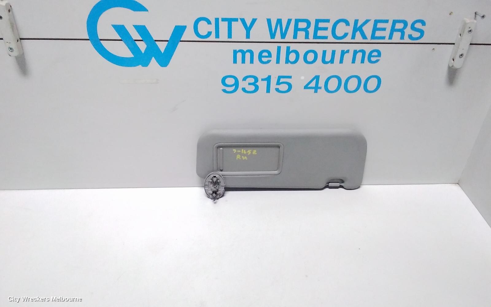 TOYOTA YARIS SUNVISOR, NCP9#, RH SIDE, W/ MIRROR TYPE, 10/2005 - 06/2016 - Image 1