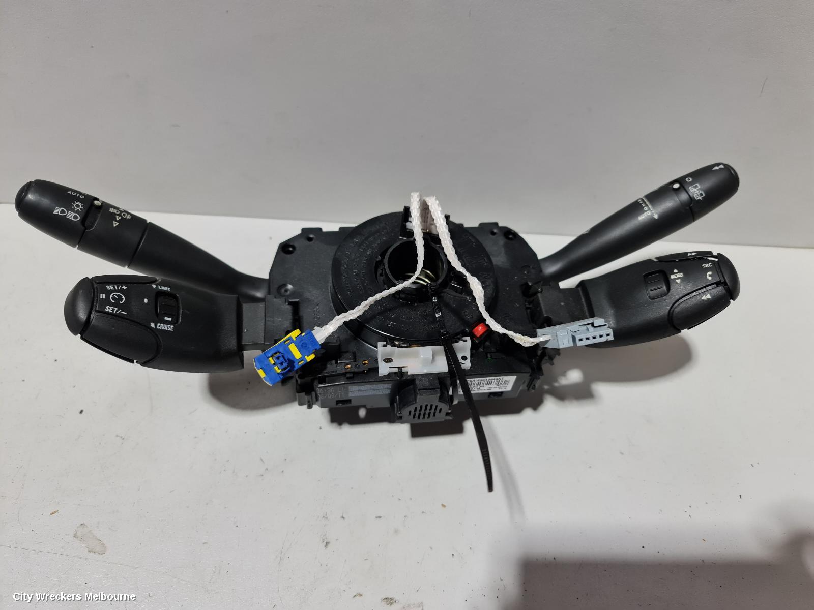 PEUGEOT 308 AIRBAG MODULE/SENSOR, CLOCKSPRING***USE COMBINATION SWITCH PART TYPE*** - Image 2