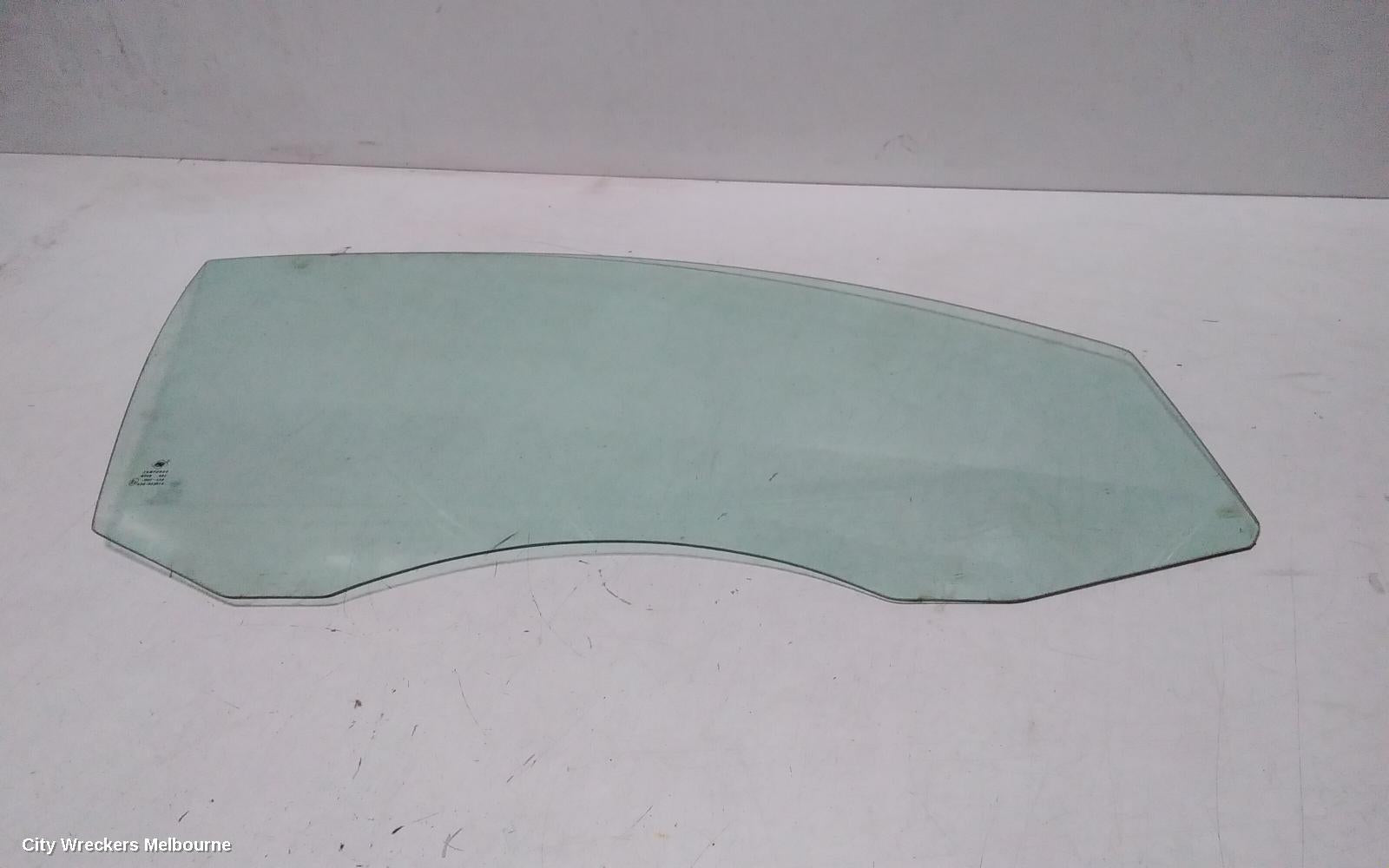 VOLKSWAGEN PASSAT RIGHT FRONT DOOR WINDOW, 3C/MK6 B6-B7, SEDAN/WAGON, 03/2006 - 05/2015 - Image 1