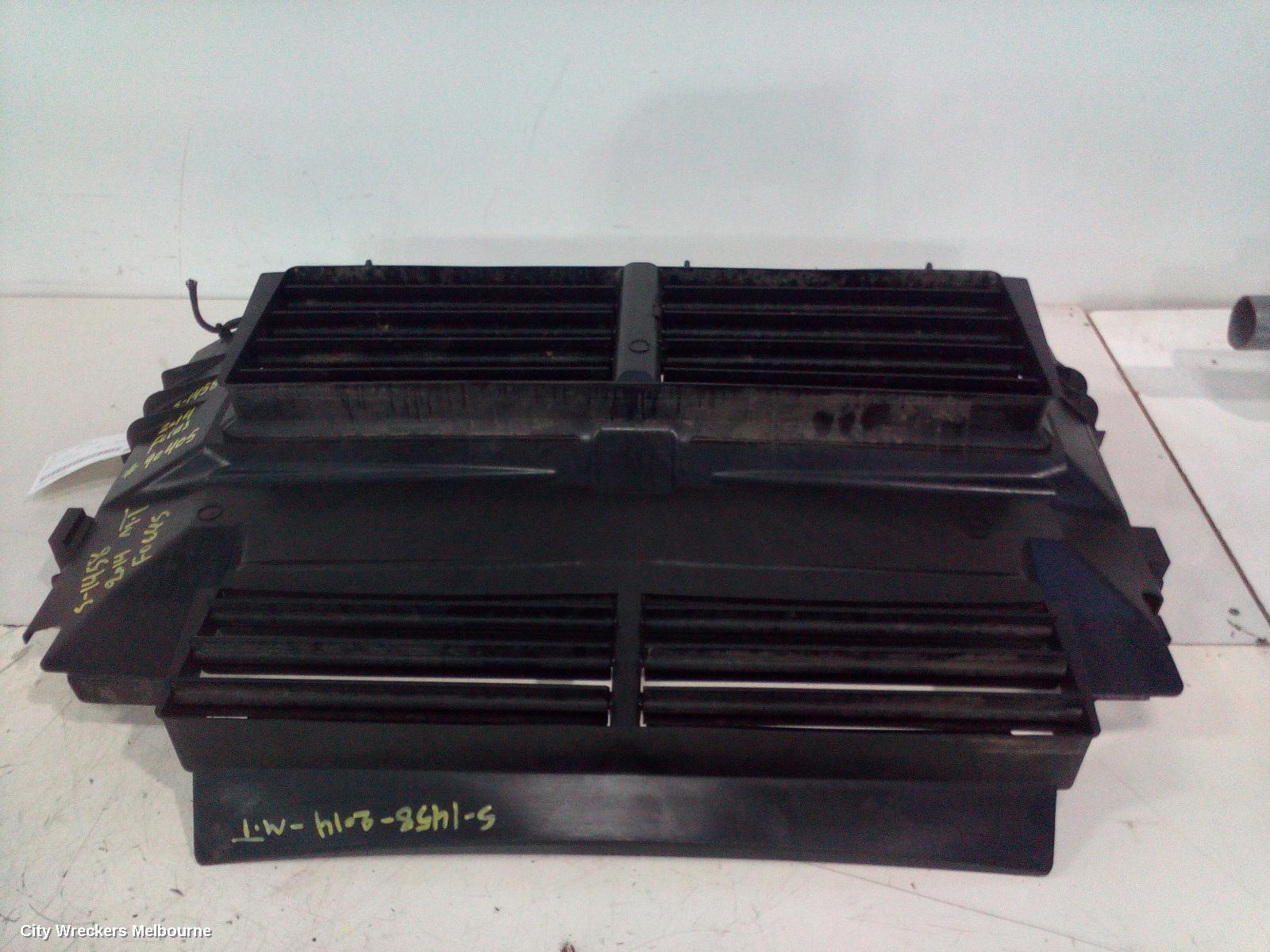 FORD FOCUS FAN SHROUD, LW 05/2011 - 08/2015 - Image 1