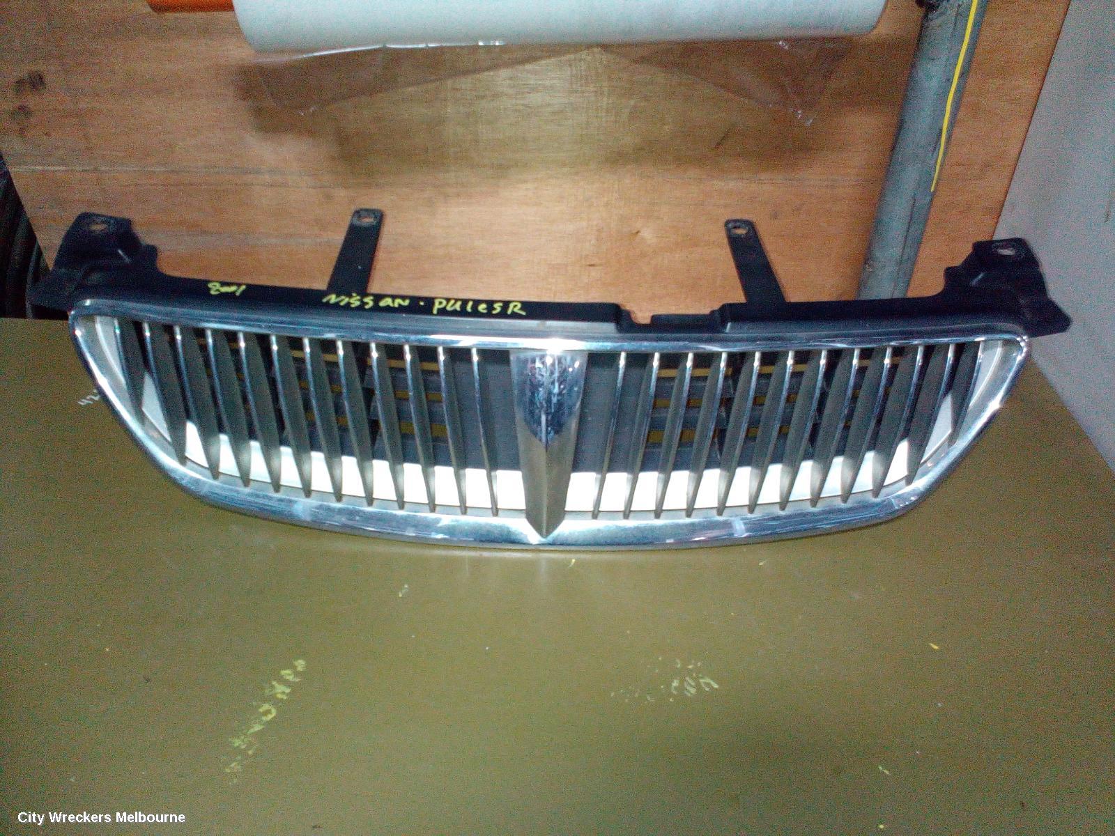 NISSAN PULSAR GRILLE, N16 SI, SEDAN, VERTICAL SLAT TYPE, 07/2000 - 07/2003 - Image 2