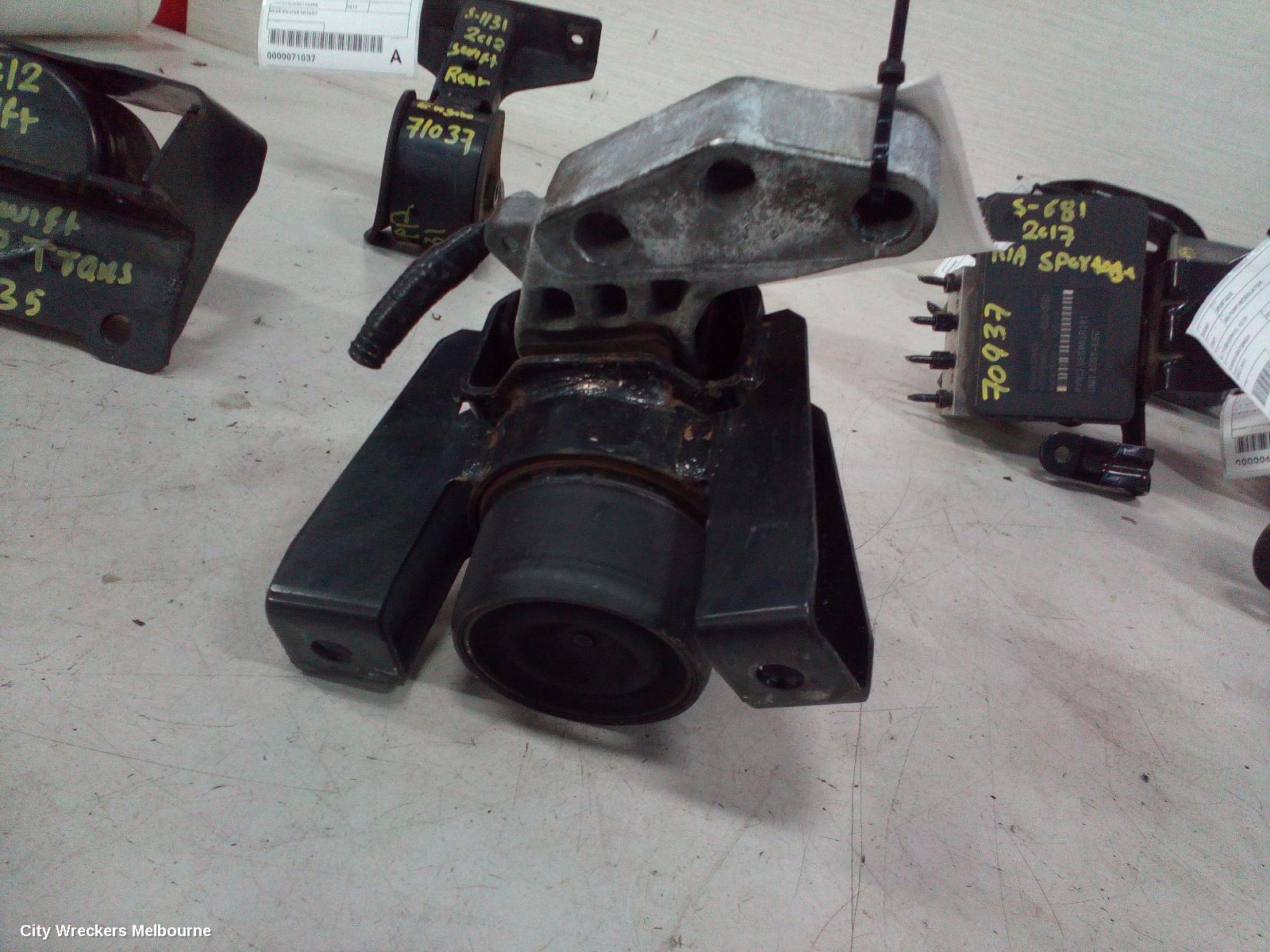 SUZUKI SWIFT MOUNT, FZ, 02/2011 - 03/2017 - Image 2