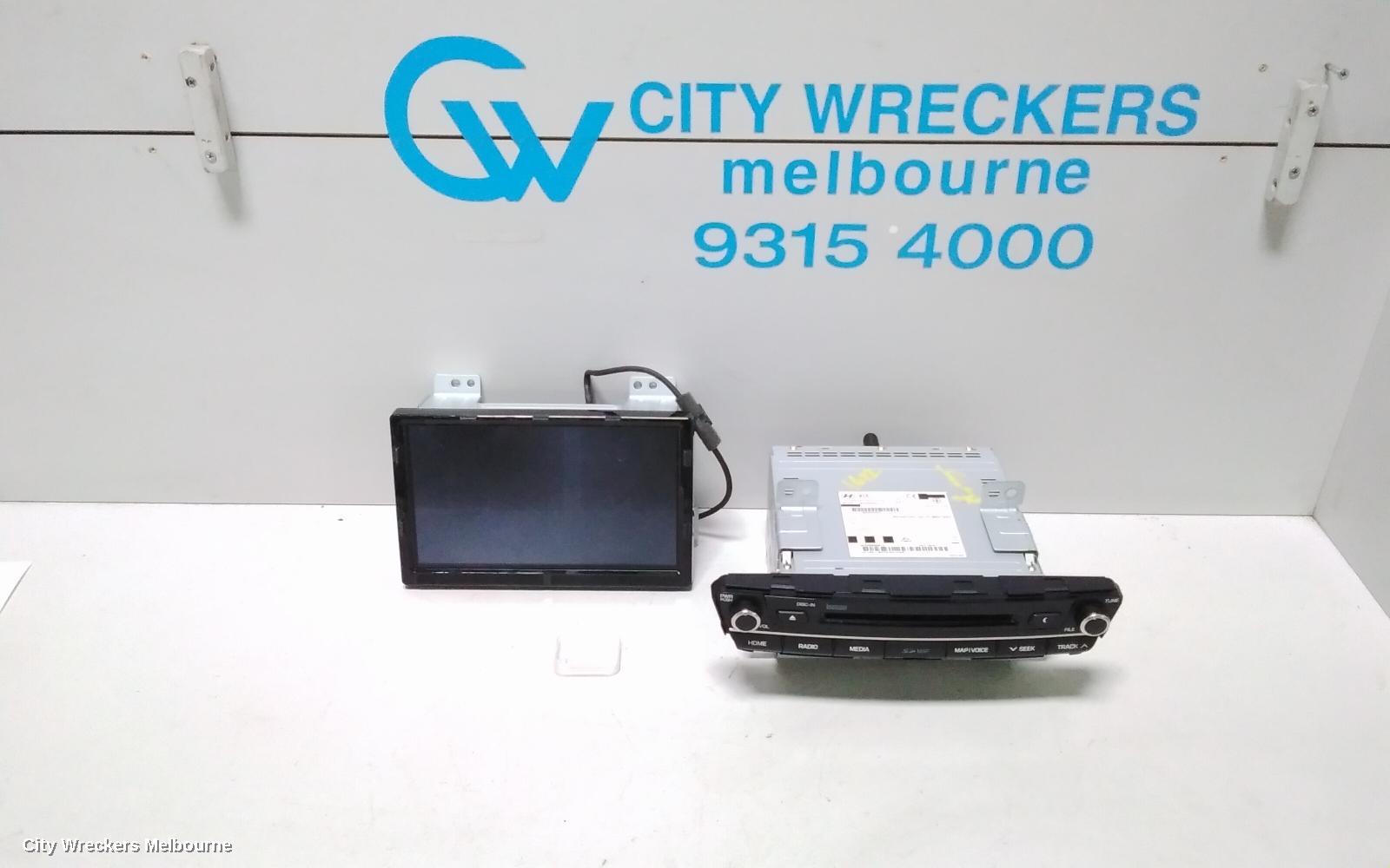 HYUNDAI GENESIS RADIO/CD/DVD/SAT/TV, DISPLAY UNIT, 9.2IN TOUCHSCREEN, SAT NAV TYPE, DH, 11/2014 - 01/2018 - Image 1