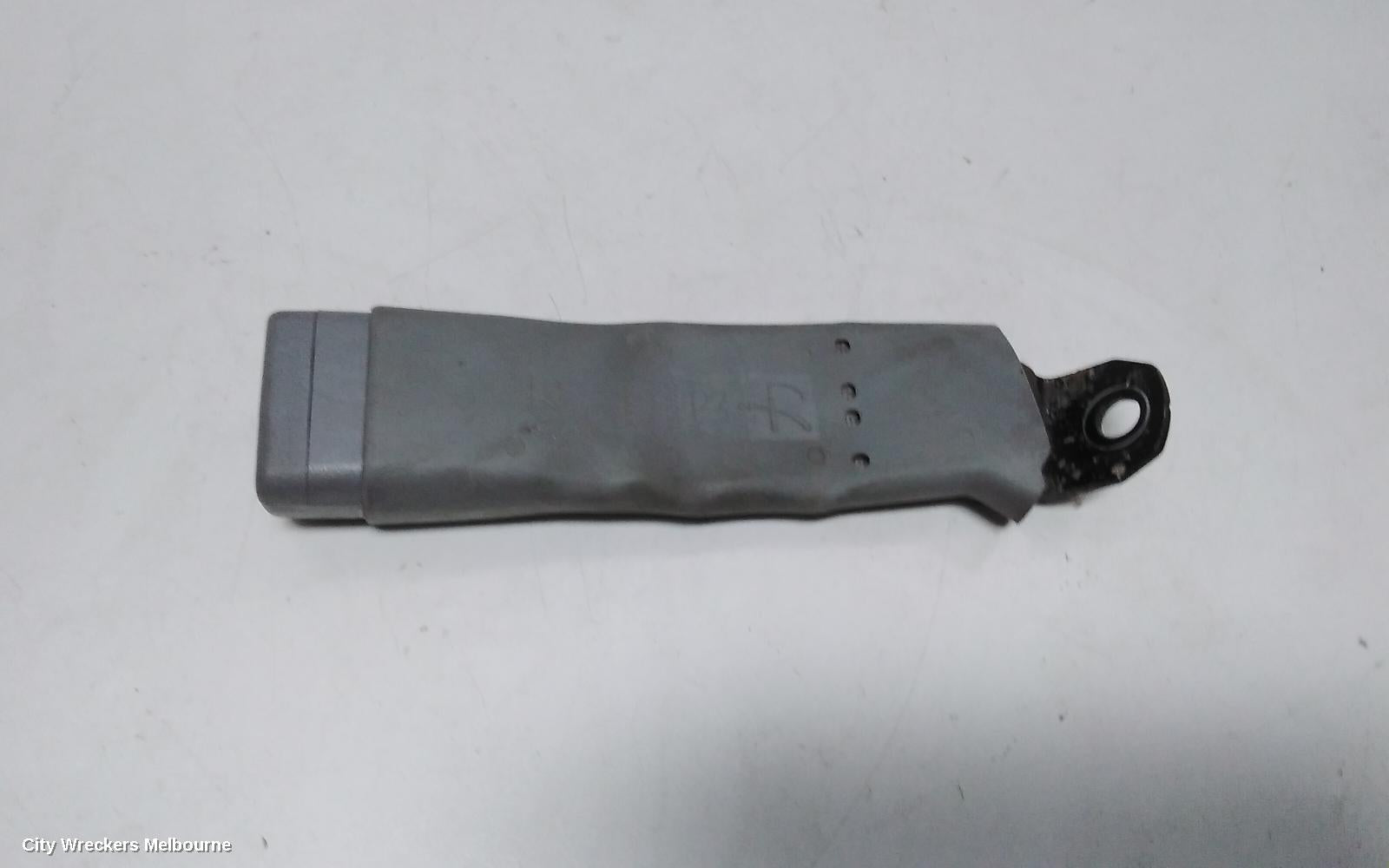 TOYOTA HIACE SEATBELT/STALK, LH FRONT, SEAT BELT STALK ONLY, GREY, TRH/KDH, 03/2005 - 04/2019 - Image 2