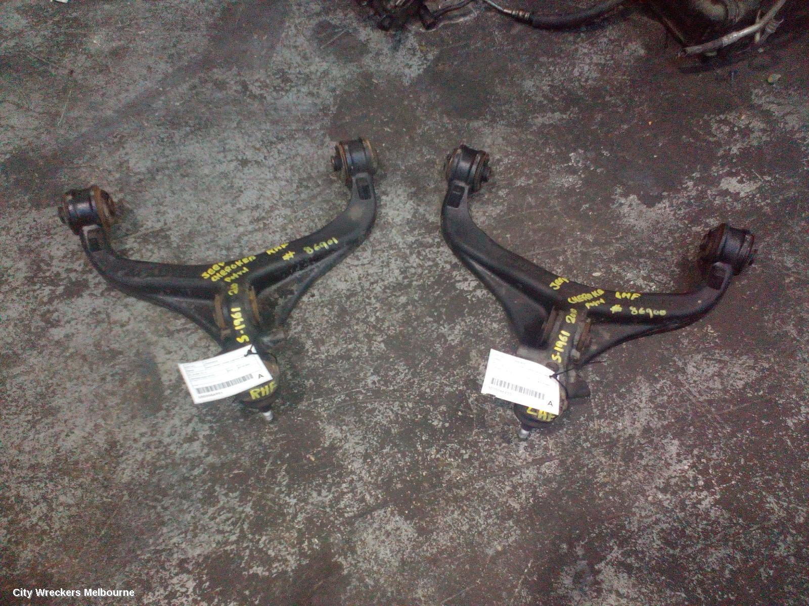 JEEP CHEROKEE LEFT FRONT LOWER CONTROL ARM, KK, 02/2008 - 10/2012 - Image 3