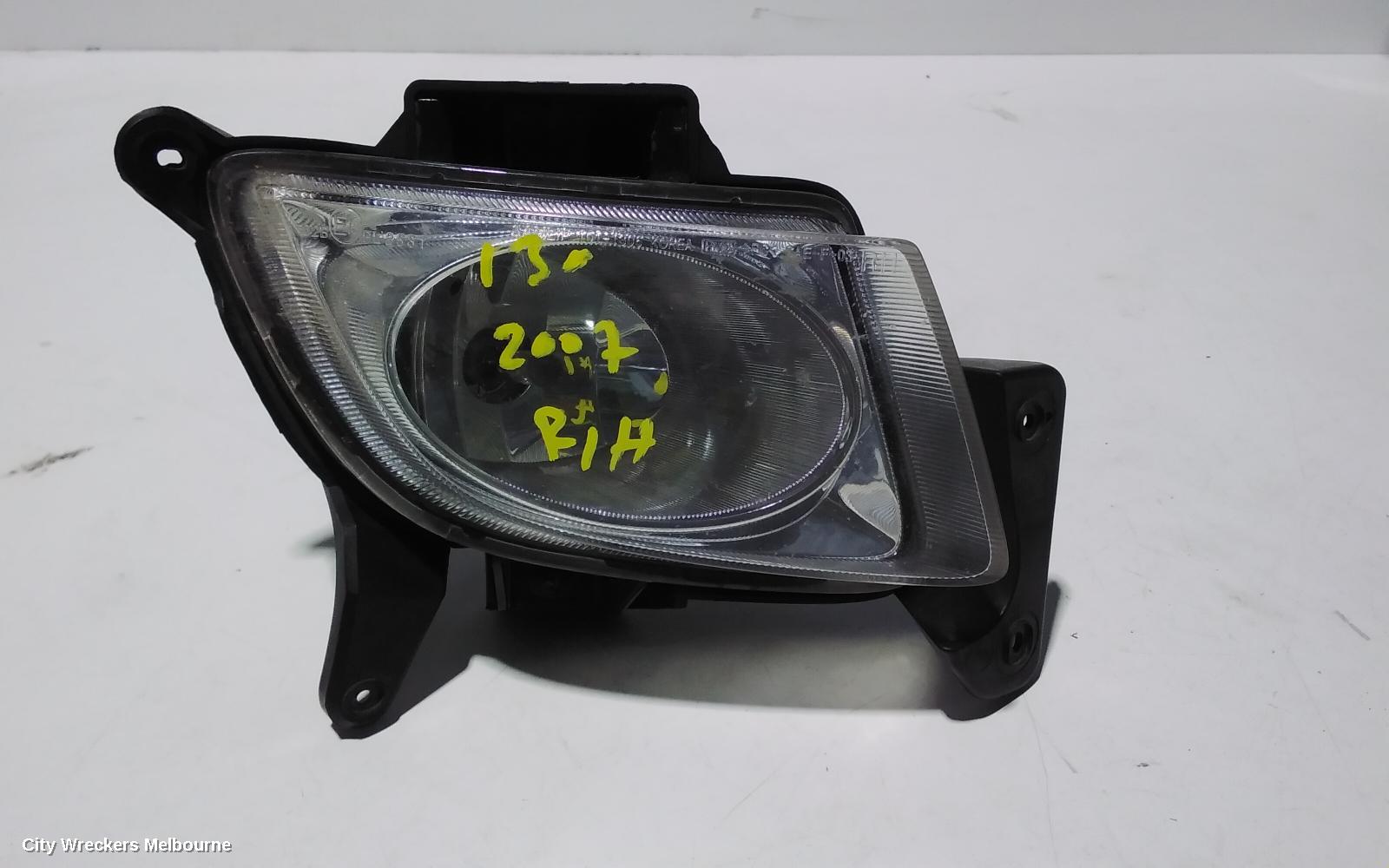 HYUNDAI I30 RIGHT INDICATOR/FOG/SIDE, BUMPER FOGLAMP, FD, 09/2007 - 04/2012 - Image 1