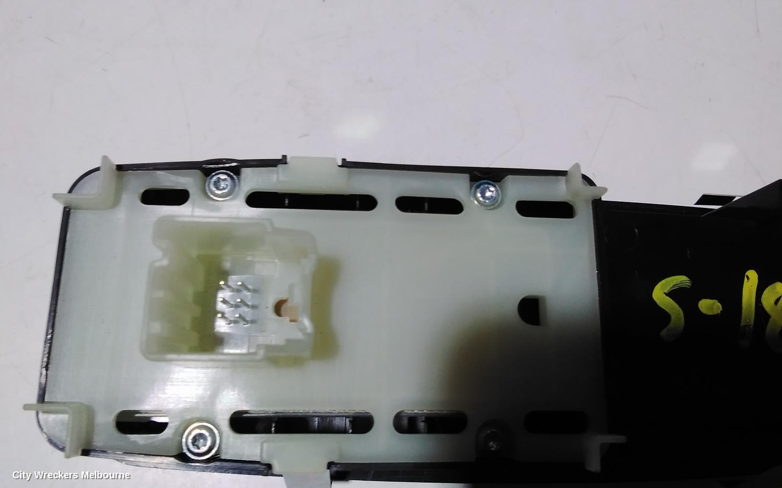 JEEP GRANDCHEROKEE PWR DR WIND SWITCH, LH FRONT, WK, 10/2010 ONWARDS - Image 3