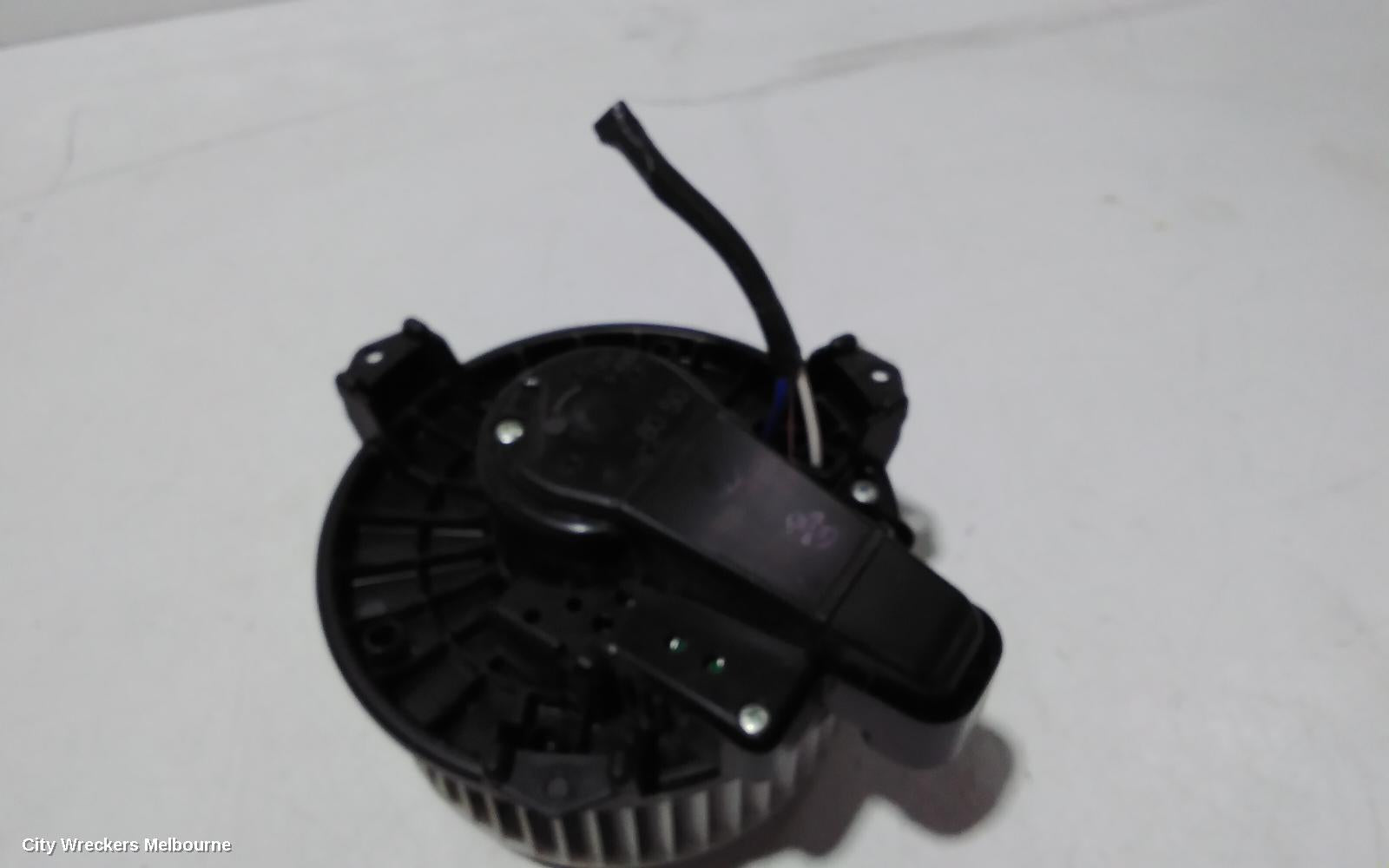 TOYOTA ESTIMA HEATER FAN MOTOR, FRONT, XR50, 05-19 (IMPORT) - Image 2