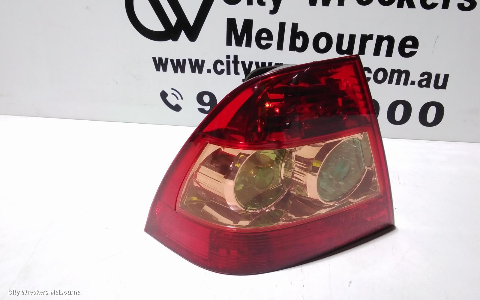 TOYOTA COROLLA LEFT TAILLIGHT, ZZE122, SEDAN, LENS# 02-91 FARBA, 04/2004 - 06/2007 - Image 3