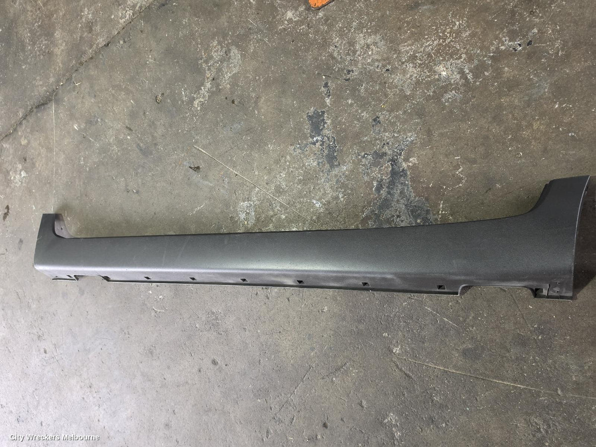 KIA SPORTAGE SIDE STEP/SKIRT, SL, LH SIDE, 05/2010 - 10/2015 - Image 1