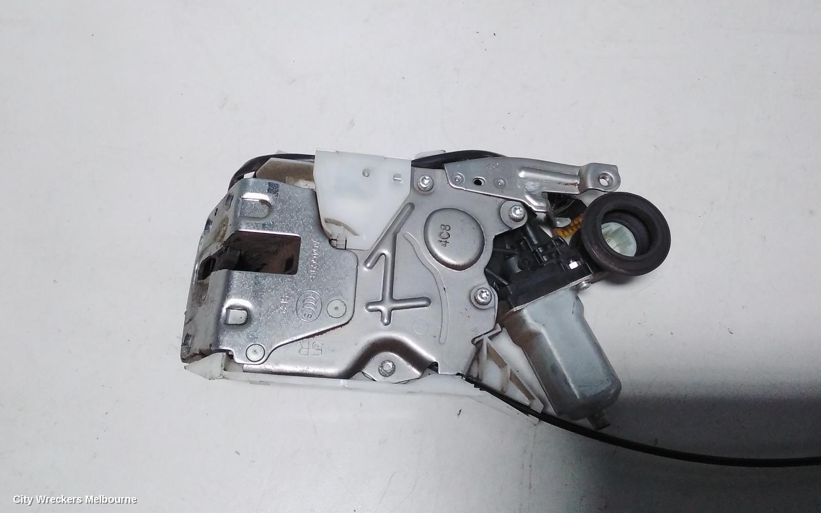 TOYOTA TARAGO DOOR/BOOT/GATE LOCK, RIGHT REAR DOOR LOCK, FRONT (LOWER), ACR50R/GSR50R, 01/2006 - 06/2020 - Image 3