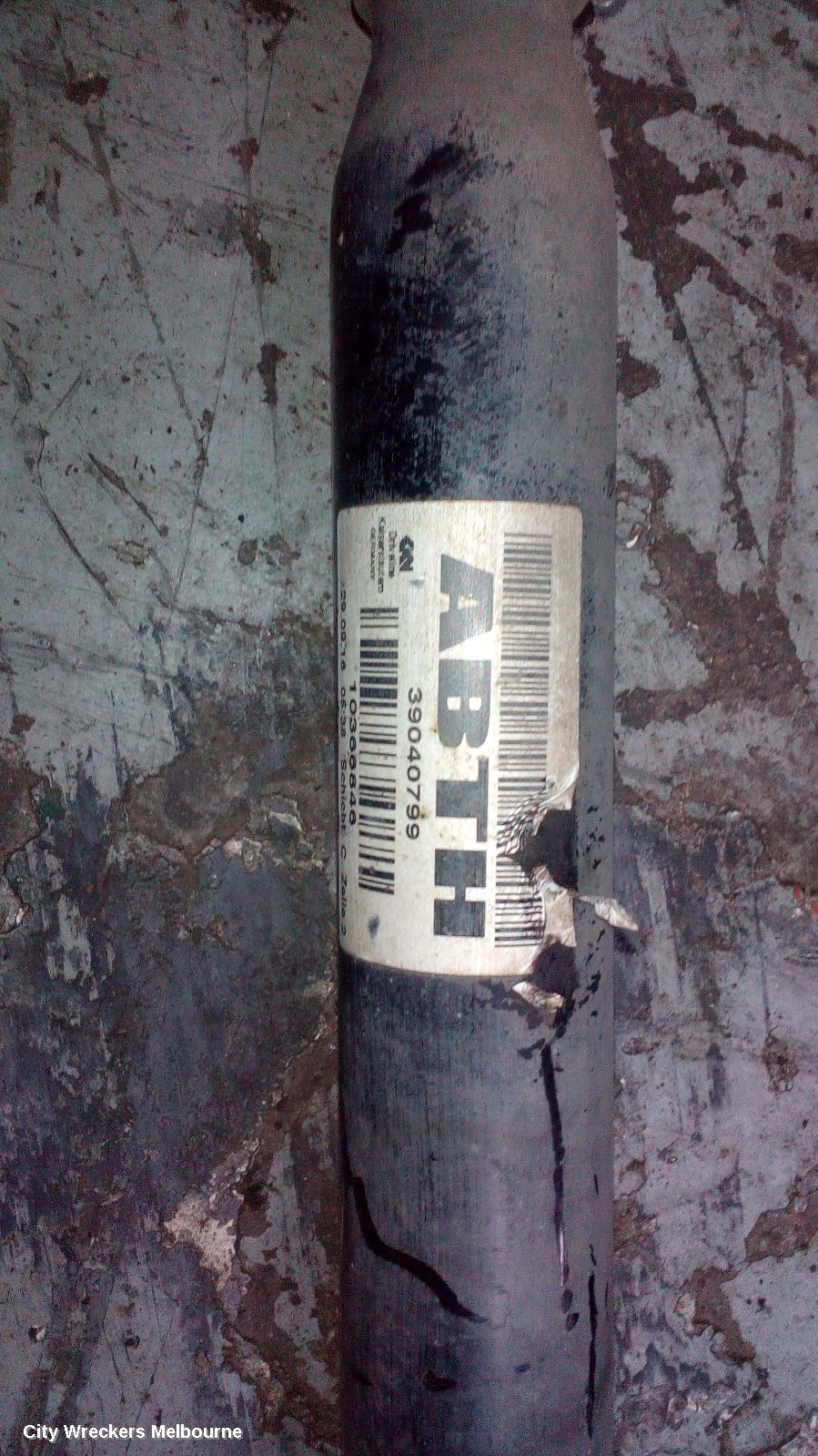 HOLDEN ASTRA RIGHT DRIVESHAFT, AUTO T/M, PETROL, 1.4, BK, 09/2016 ONWARDS - Image 1
