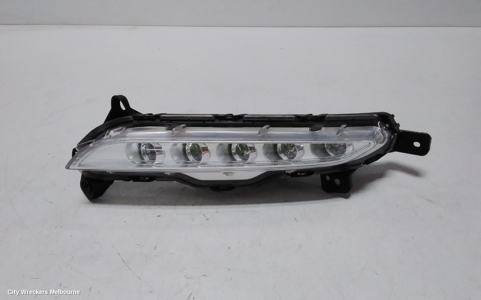 HYUNDAI TUCSON LEFT INDICATOR/FOG/SIDE, BUMPER FOGLAMP, TL, KOREAN BUILT (VIN KMHJ), 07/2015 - 06/2018 - Image 1
