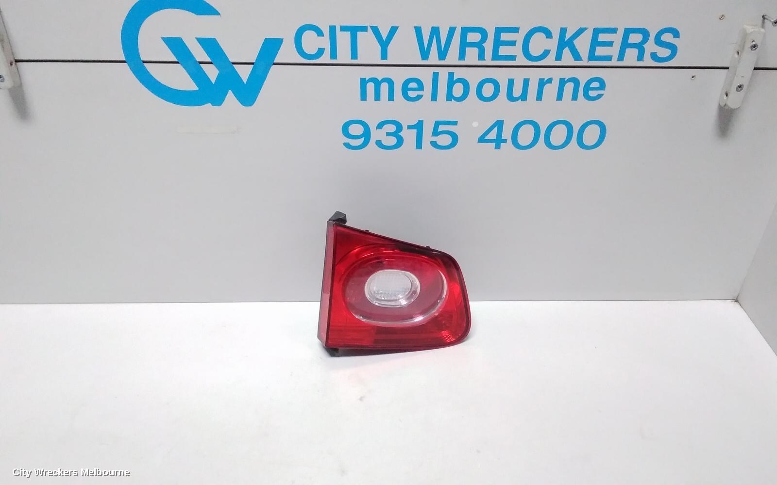 VOLKSWAGEN TIGUAN REAR GARNISH, TAILGATE LAMP (LH SIDE), 5N, 05/2008 - 06/2011 - Image 1