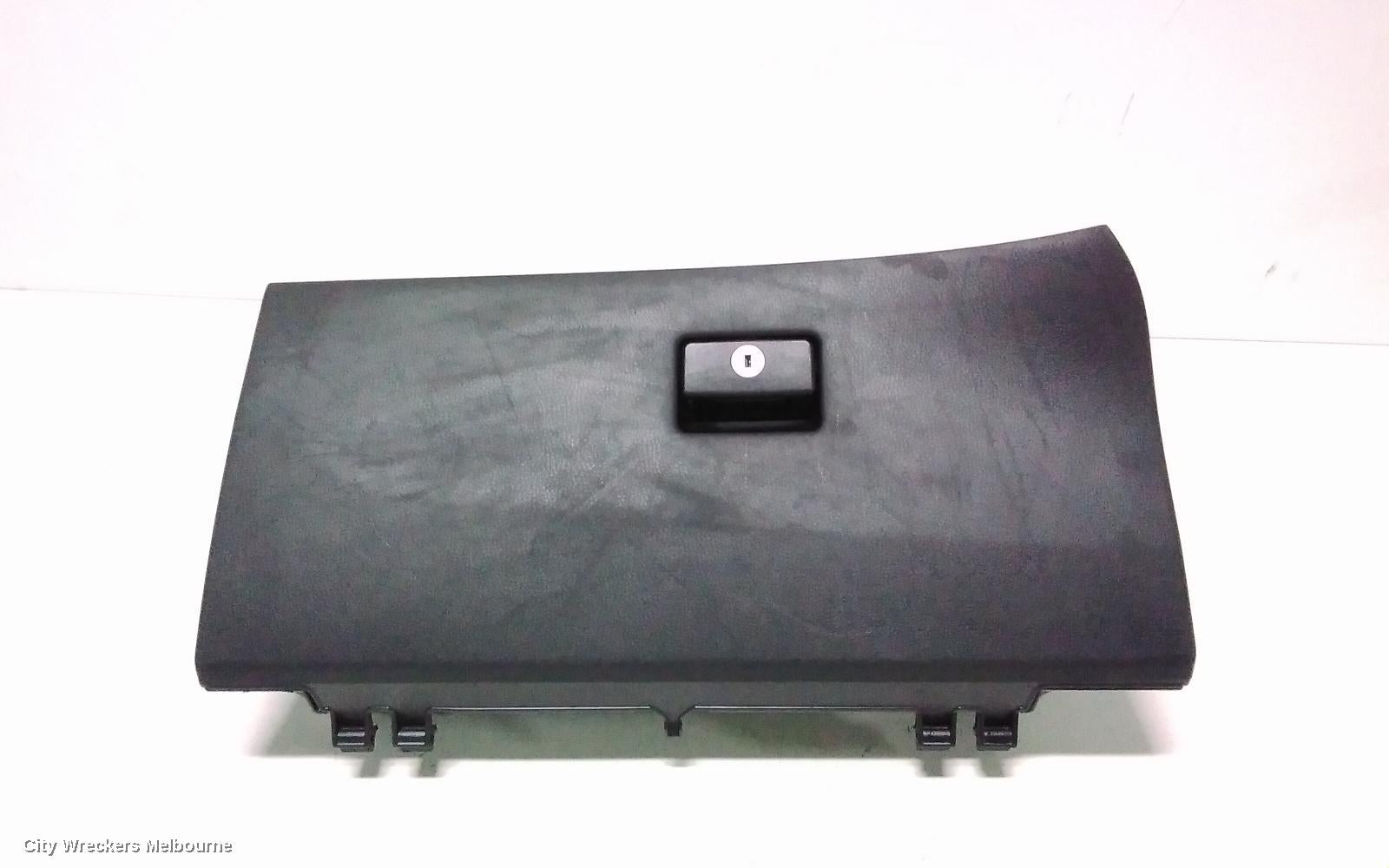 TOYOTA KLUGER GLOVE BOX, XU50 SERIES, 03/2014 - 02/2021 - Image 1
