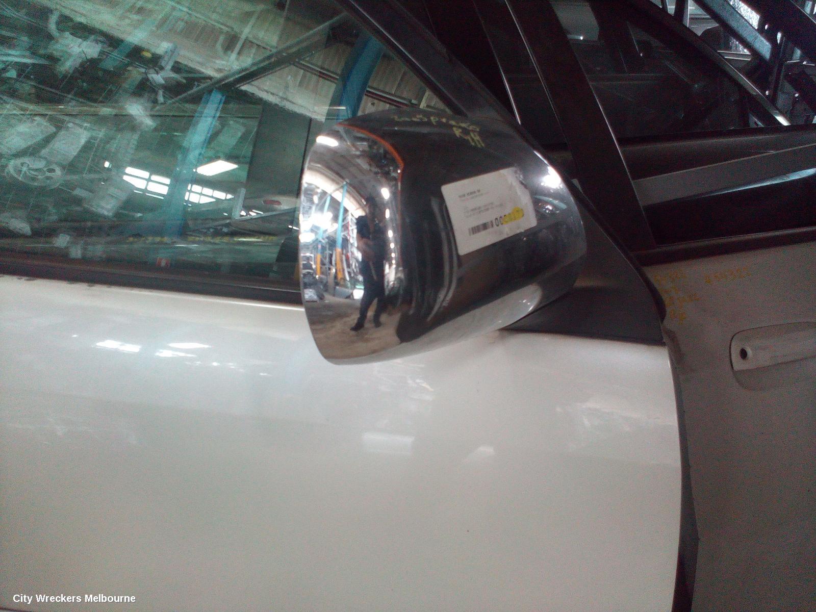 TOYOTA PRADO RIGHT DOOR MIRROR, 120 SERIES, CHROME, 02/2003 - 10/2009 - Image 1