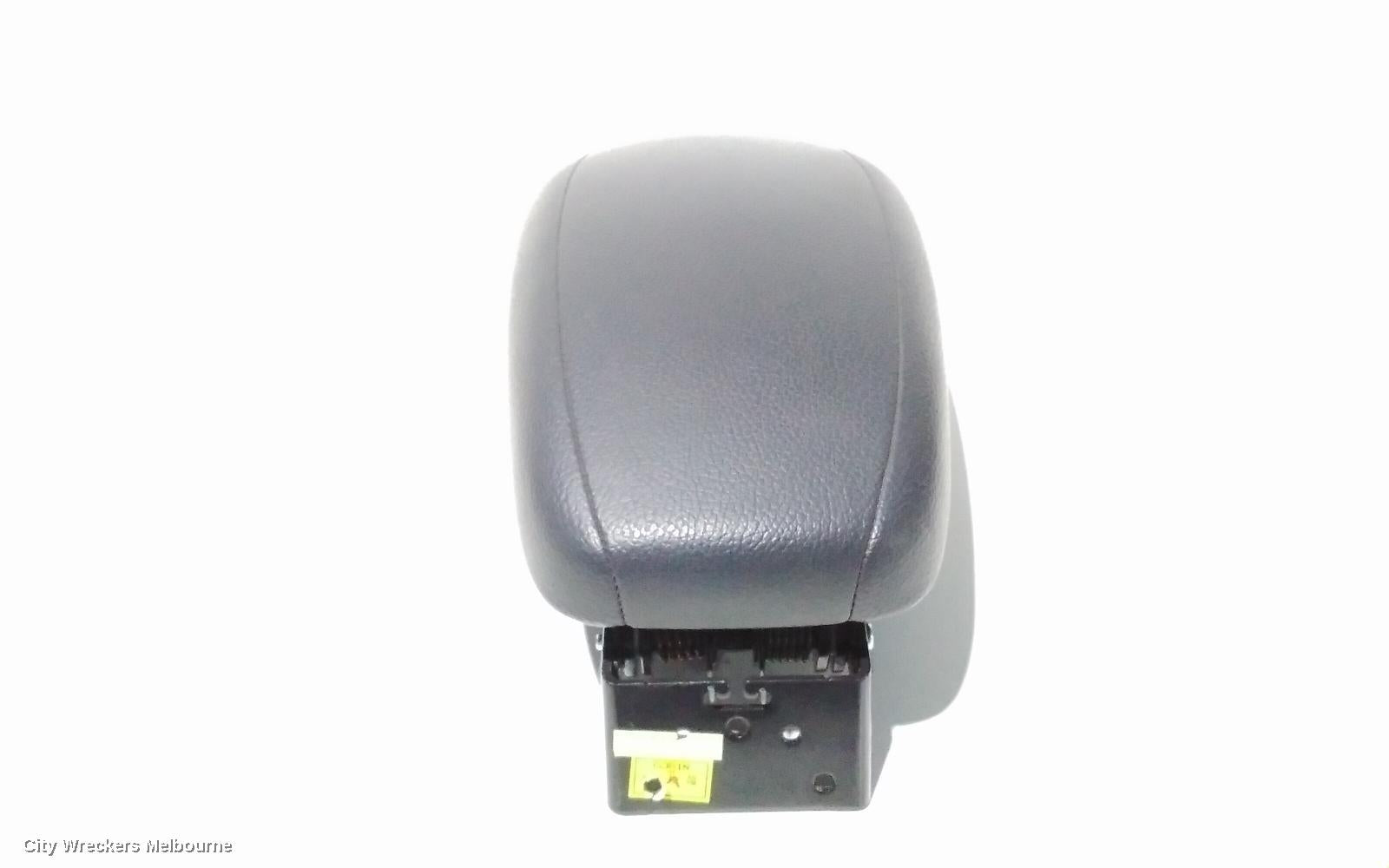 HYUNDAI VELOSTER CONSOLE, FS, 02/2012 - 02/2018 - Image 3