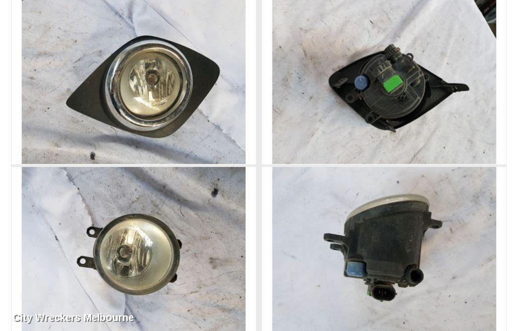 TOYOTA RAV4 RIGHT INDICATOR/FOG/SIDE, BUMPER FOGLAMP, ACA33, 11/2005 - 11/2012 - Image 1