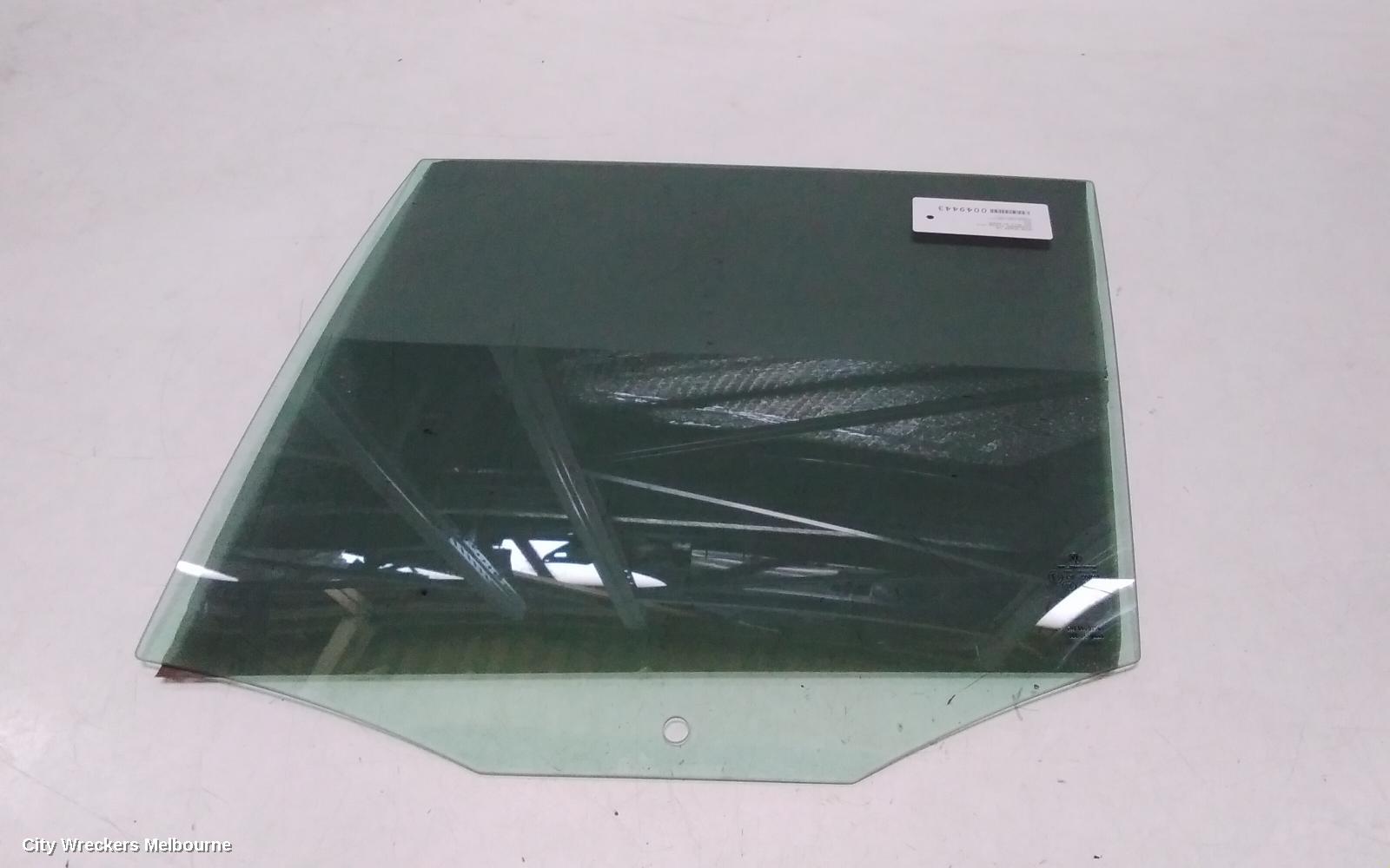 VOLKSWAGEN TIGUAN LEFT REAR DOOR WINDOW, 5N, 05/2008 - 08/2016 - Image 2