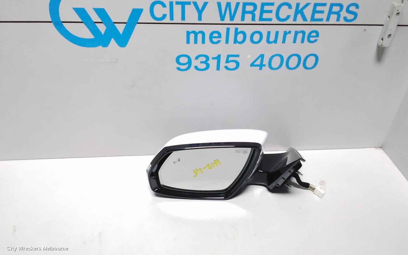HYUNDAI GENESIS LEFT DOOR MIRROR, DH, SENSORY & ULTIMATE PACK TYPE, 11/2014 - 01/2018 - Image 1