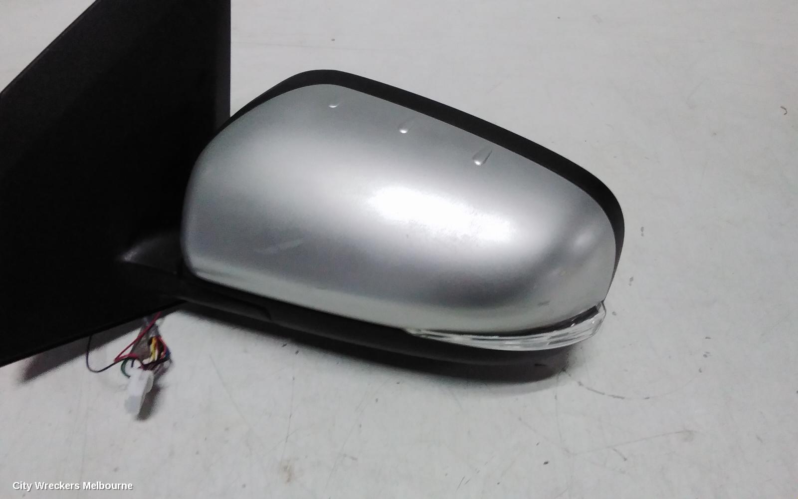 RENAULT KALEOS LEFT DOOR MIRROR, H45, MANUAL FOLD, COLOUR CODED TYPE, NON HEATED & NON BLIND SPOT TYPE, 09/2013 - 04/2016 - Image 2