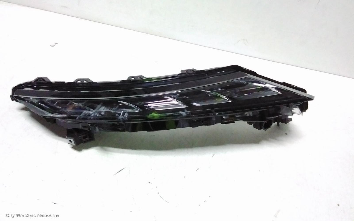 MITSUBISHI OUTLANDER RIGHT INDICATOR/FOG/SIDE, ZM, DAYTIME RUNNING LAMP, 08/2021 ONWARDS - Image 2
