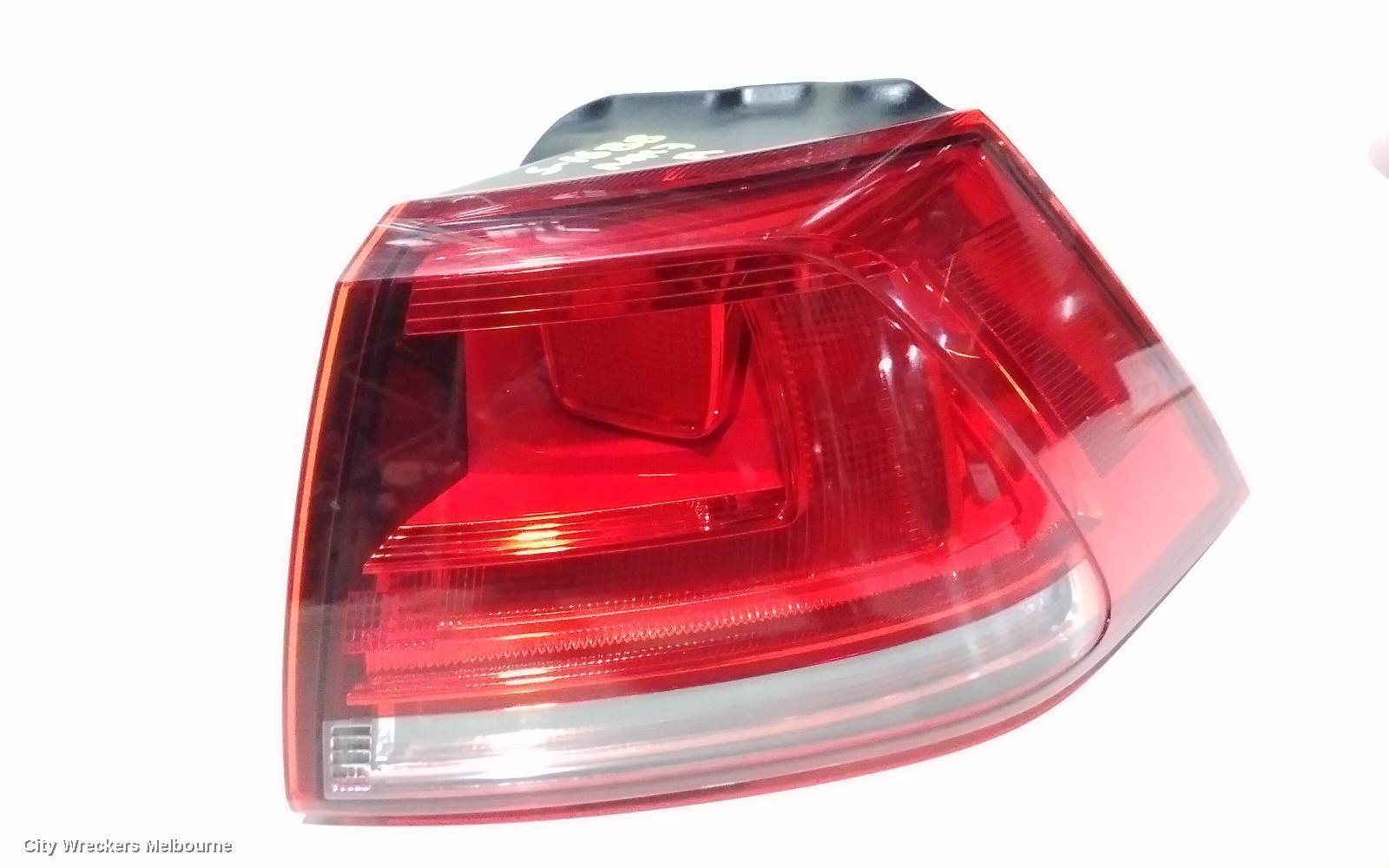 VOLKSWAGEN GOLF RIGHT TAILLIGHT, GEN 7, HATCH, STANDARD, NON LED TYPE, 03/2013 - 03/2017 - Image 3