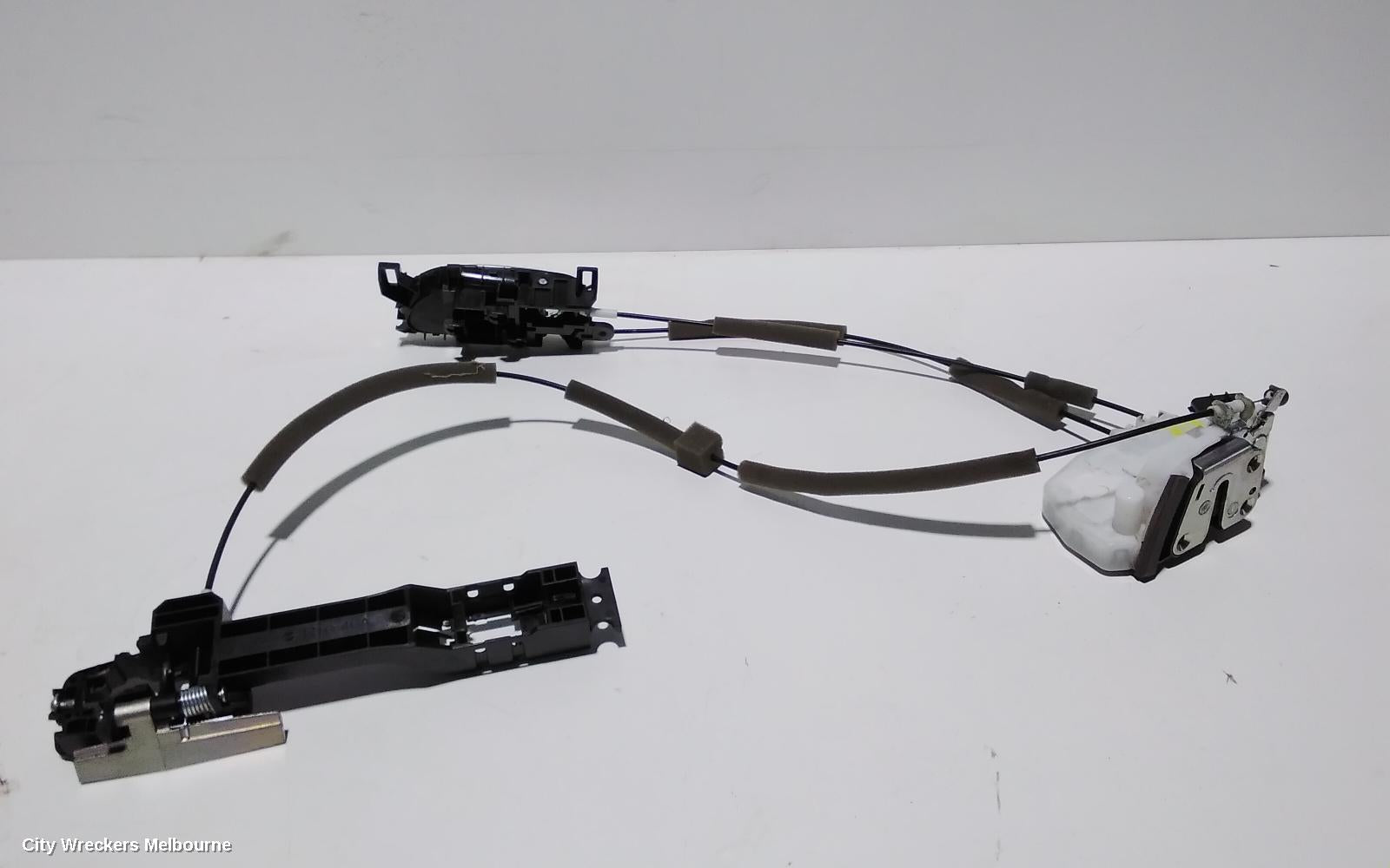 NISSAN XTRAIL DOOR/BOOT/GATE LOCK, RIGHT REAR DOOR LOCK, T32, 03/2014 ONWARDS - Image 1