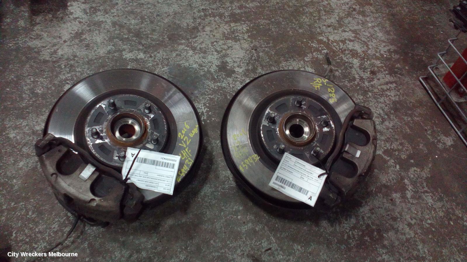 HOLDEN COMMODORE LEFT FRONT HUB ASSEMBLY, VY1-VZ, CREWMAN/WAGON/CAB AWD, ABS TYPE, VY/VZ 10/2002 - 09/2007 - Image 2
