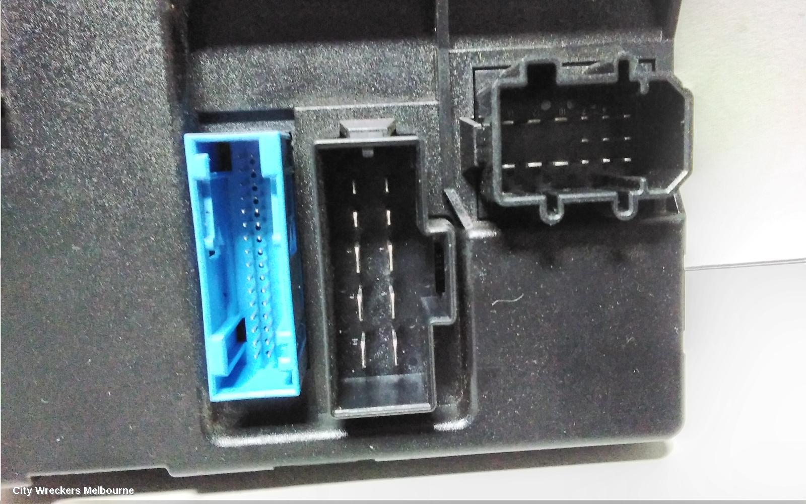 AUDI Q7, 4L, 09/2006 - 08/2015, CONVENIENCE MODULE: 4L0907289A: 68346 - Image 3