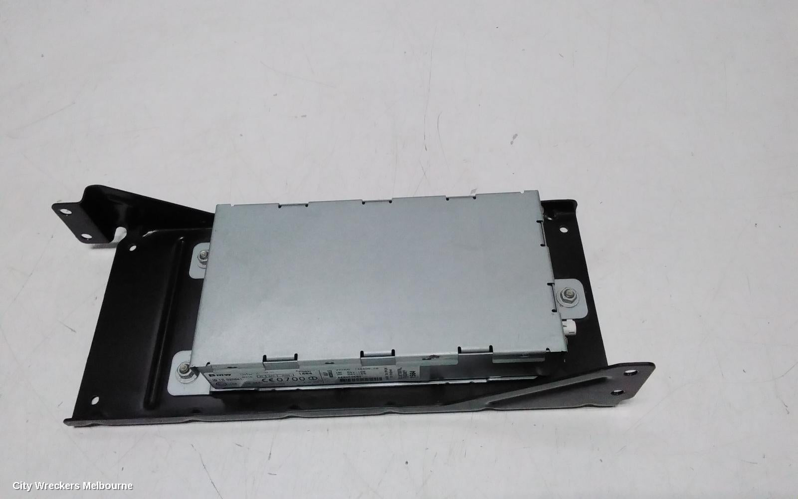 BMW 3 SERIES RADIO/CD/DVD/SAT/TV, BLUETOOTH MODULE***USE ECU PART TYPE*** - Image 2