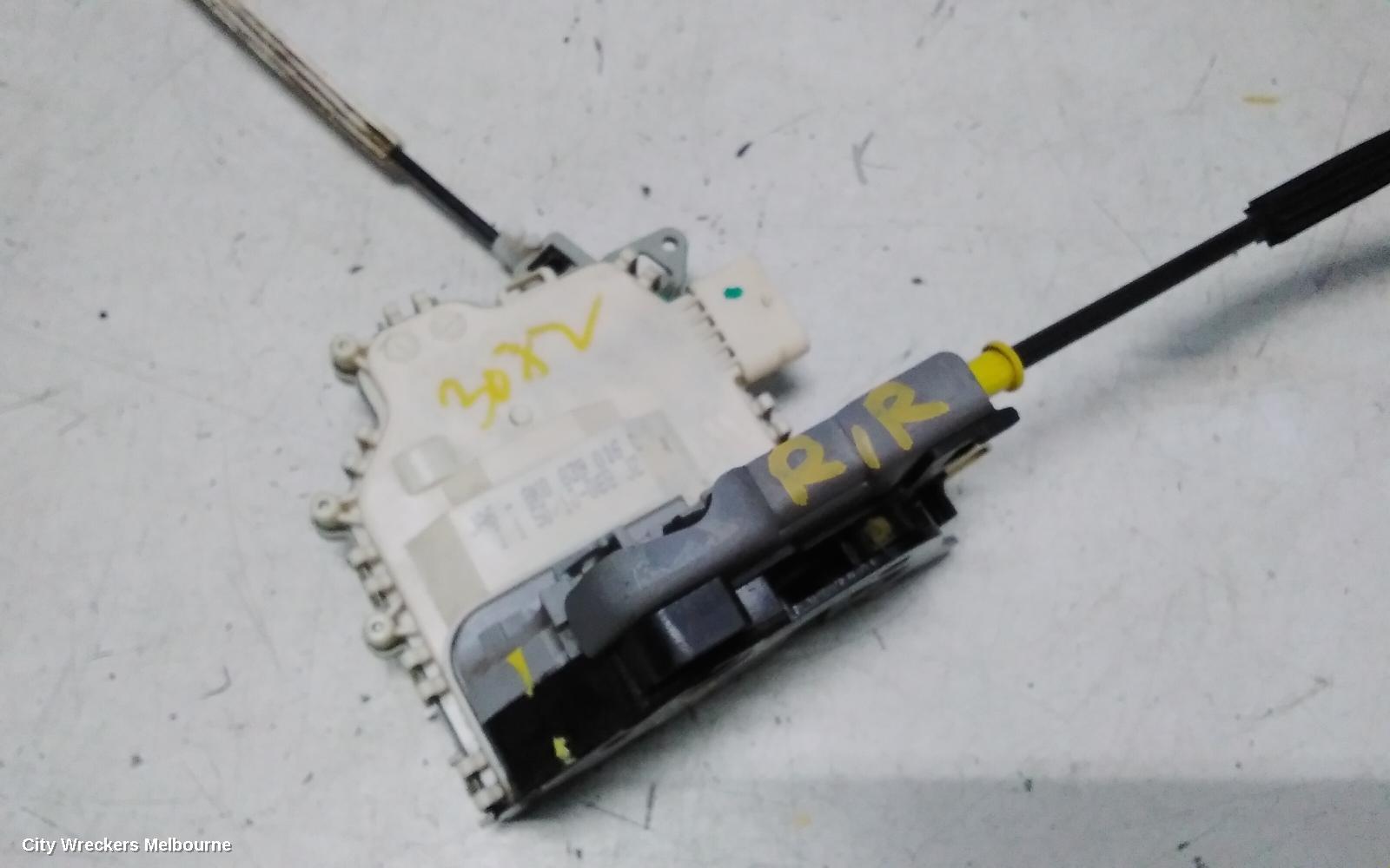 AUDI Q5 DOOR/BOOT/GATE LOCK, RIGHT REAR DOOR LOCK, 8R, SINGLE ROW (6 PIN), P/N 8K0839016C, 12/2008 - 01/2017 - Image 3