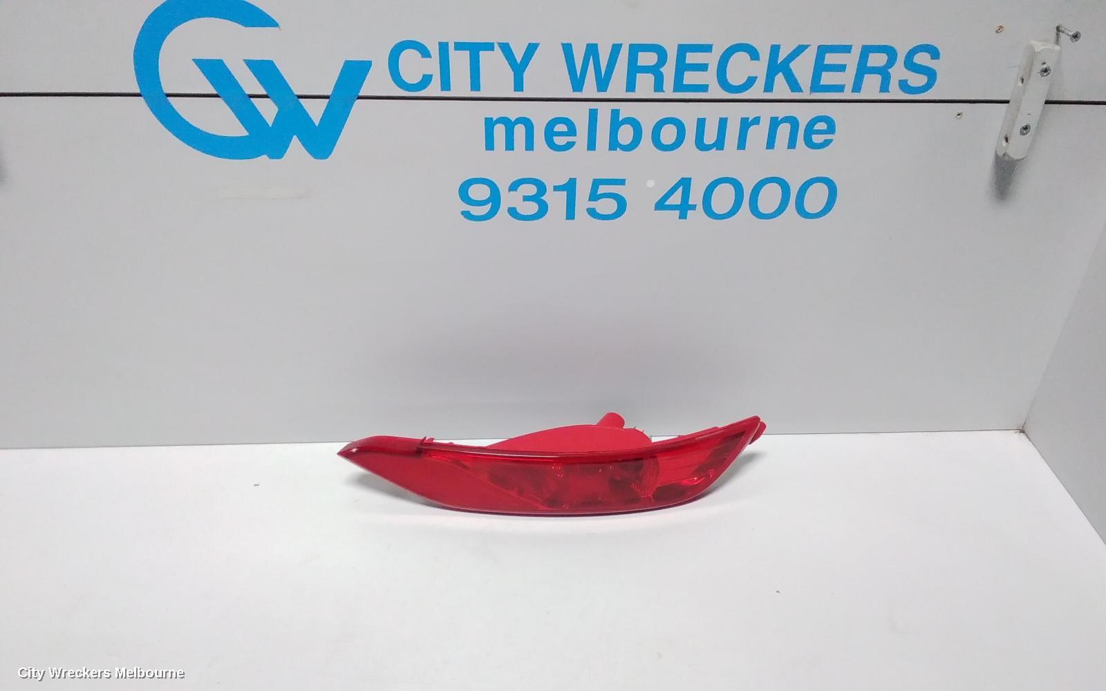 HYUNDAI TUCSON RIGHT TAILLIGHT, IN BUMPER, TL, 07/2015 - 06/2018 - Image 1