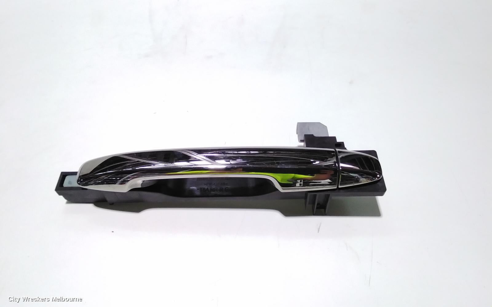HONDA ODYSSEY DOOR HANDLE, OUTER, RH REAR, RC1, 02/2014 ONWARDS - Image 2