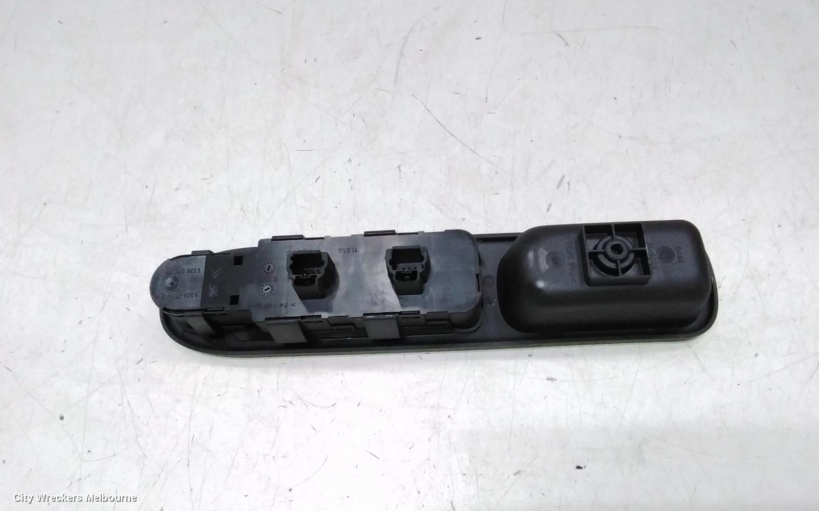 PEUGEOT 307 PWR DR WIND SWITCH, RH FRONT (MASTER SWITCH), WAGON, T6, 10/2005 - 12/2008 - Image 3